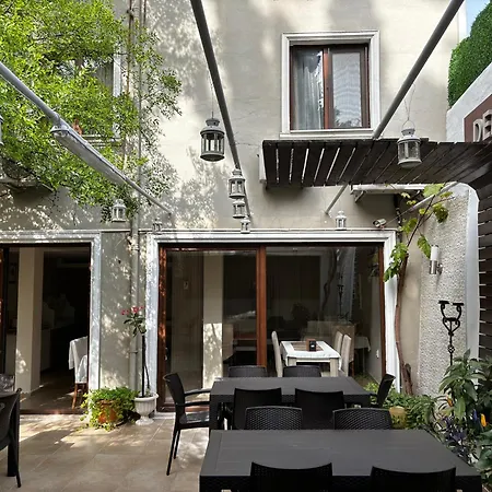 酒店 Demirci Cekirge