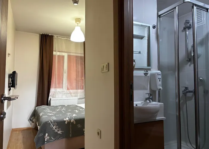 Demirci מלון Cekirge